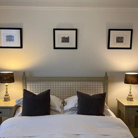 Wm Garden Cottage Edinburgh Bagian luar foto